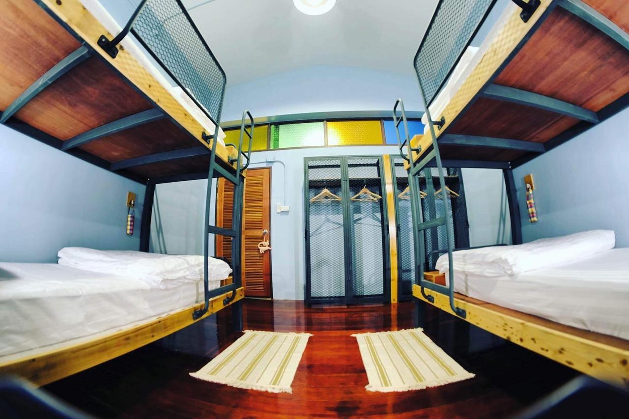 Talardkao Balcony Krabi Hostel Eksteriør bilde