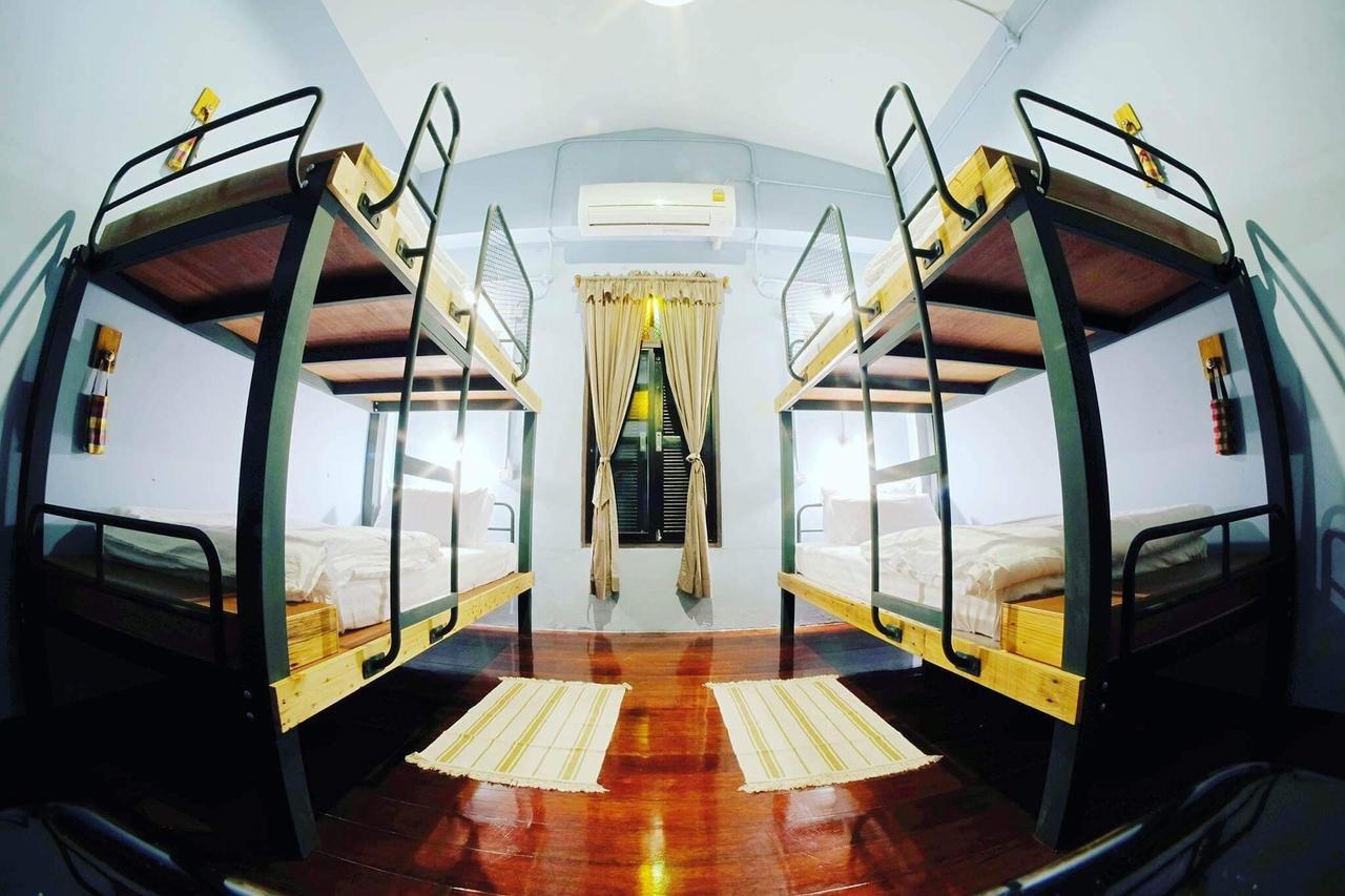Talardkao Balcony Krabi Hostel Eksteriør bilde